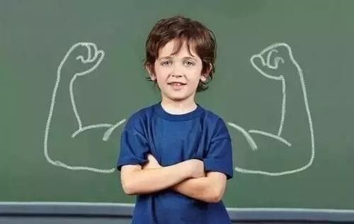 孩子|期末考试后,父母要“嘴下留情”,这3句话千万不要和孩子说