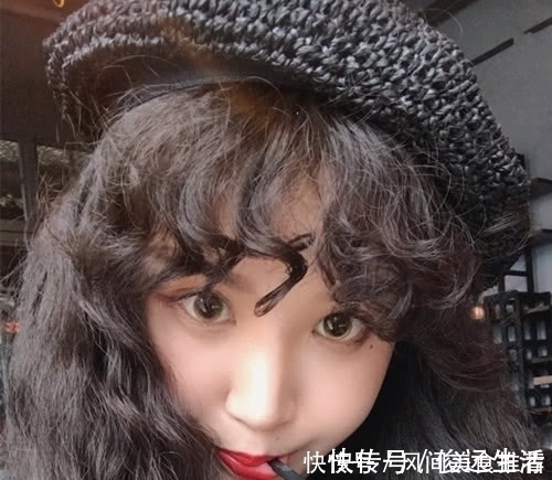 脸小|不管你是长发还是短发,这3种“全头烫”了解一下,时尚显脸小