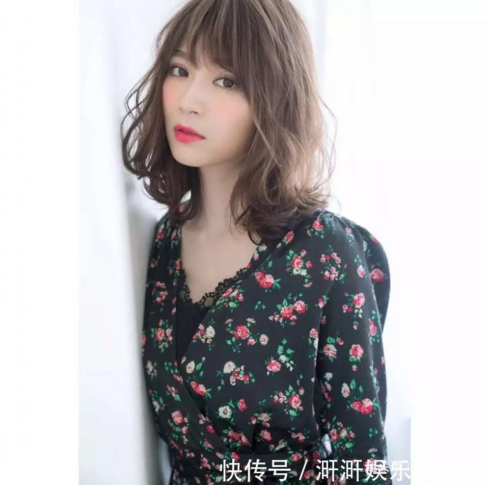 女人|45岁女人如何做出35岁的发型效果这四点一看就明白,减龄还时尚