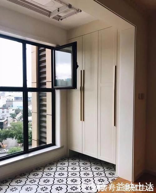 储物柜|阳台只晒衣服,真是太不实用了,不如这样一装还能多出一房更实用