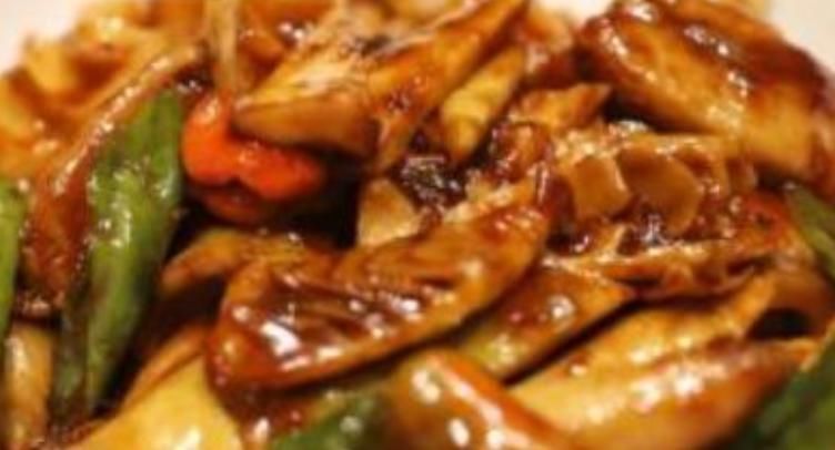 营养均衡|在家做道新鲜海鲜菜给孩子吃,对智商情商提升有意义,孩子开心