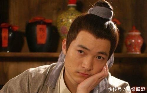 墨子#上联 孔子老子孟子墨子庄子五子名扬千古,下联一出我笑了