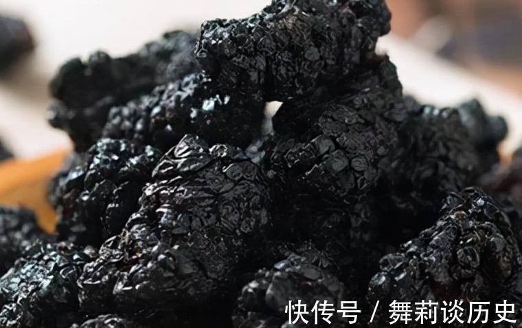 好吃|人到中年不管有钱没钱,多吃4种解馋零食,营养好吃又健康