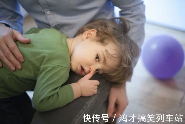 孩子|缺乏自信心对于孩子的危害,家长知道吗?这将直接影响孩子的一生