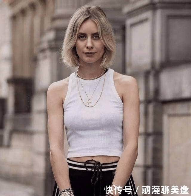 四合院!徐悲鸿看中一幅画,用20个四合院的钱买下,现在画值50亿,亏吗?