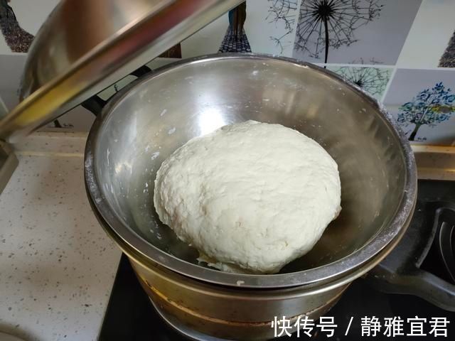 冷天蒸馒头,别只加酵母粉,多加两样,30分发满盆,暄软又好吃