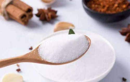 高血压不想“脑溢血”,营养师提醒4类食物再想吃也要忍住