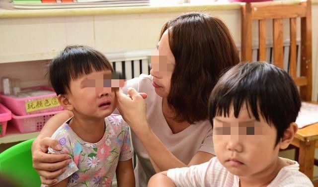 零花钱|孩子若出现这3种节俭行为,长大后可能没出息,家长要反思