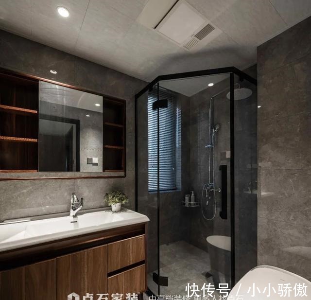 时尚|造型简致利落,赋予时尚气质的142㎡现代空间!