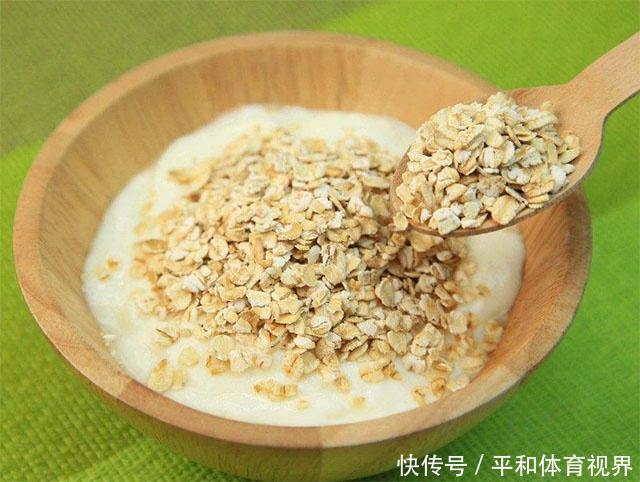 氣血|子宮光滑的女人,愛吃4樣食物,補(bǔ)氣血,子宮慢慢好