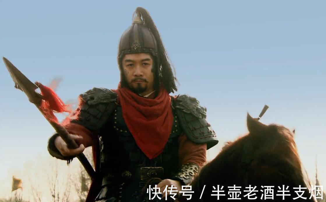 索超!从两场厮杀看杨志与鲁智深的品级和军衔:是七品侍卫,还是少校警卫副官?