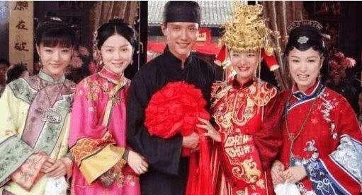 世界闻名|妻子体弱多病,朋友劝他纳妾,他坚持一夫一妻,后生一子世界闻名