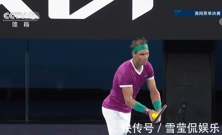 破发|4-1到6-7!纳达尔又丢一盘0-2!梅德韦杰夫抢七大逆转,接近夺冠
