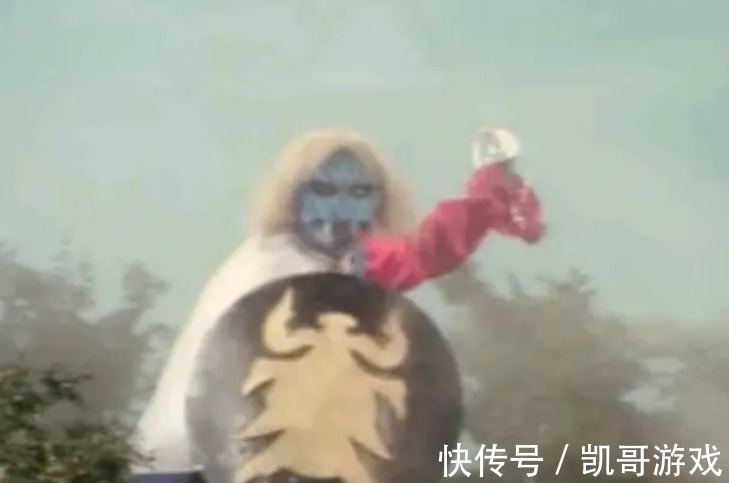 终结者|这部特摄剧跟《奥特曼》同年诞生,小孩子靠手表,操控机器人战斗