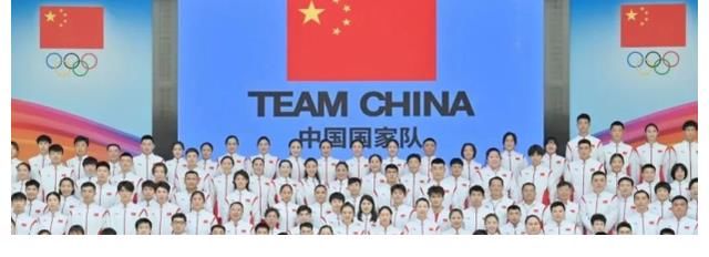 乒乓球队|体育天团为中国队加油，邓亚萍做乒乓球丸子，林丹分享“喵药”