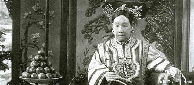 苦衷|慈禧日常生活怎么这么奢侈每道菜只吃三口，其实也有苦衷的！