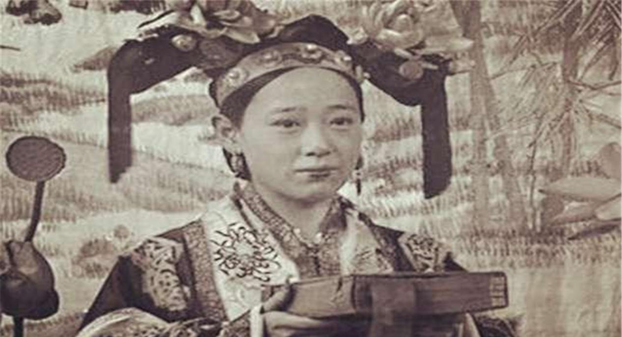 四格格|清宫女子都长得丑?她是被慈禧宠爱的清宫第一美女,颜值堪比明星