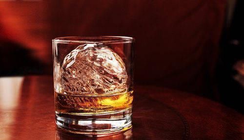 年龄|男性年龄越大,前列腺增生越重,提醒50岁后,4种食物尽量少吃