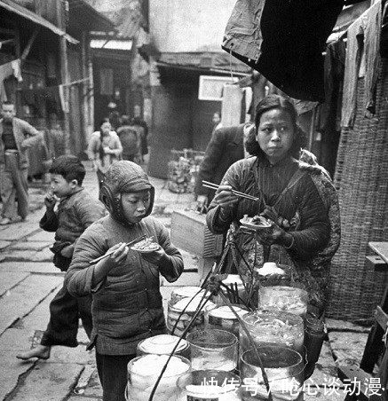 小吃摊|老照片:民国时期的小吃摊,第一张就叫人惊讶!