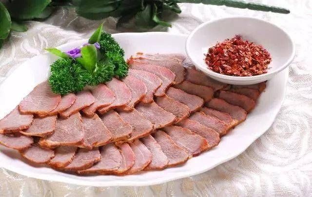 牛肉怎么做好吃又嫩？家常牛肉的做法