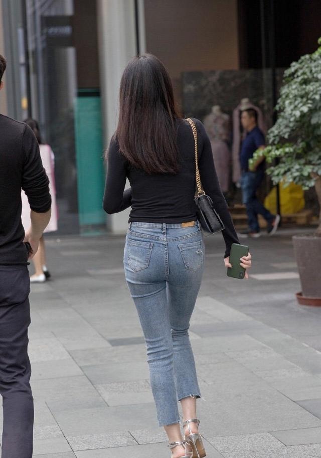 牛仔裤|穿洞牛仔裤圈粉, 夏季穿搭就选它, 让您轻松展现时尚个性之美