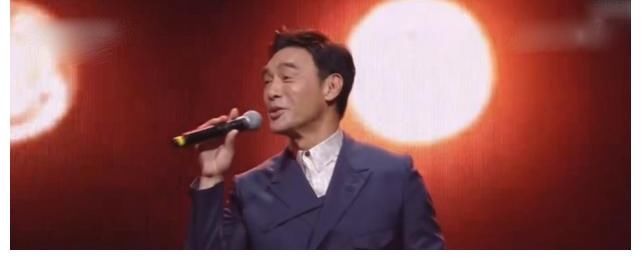 谢霆锋|大湾区中秋晚会8大槽点：群星假唱，主持人拉胯，大牌明星打酱油