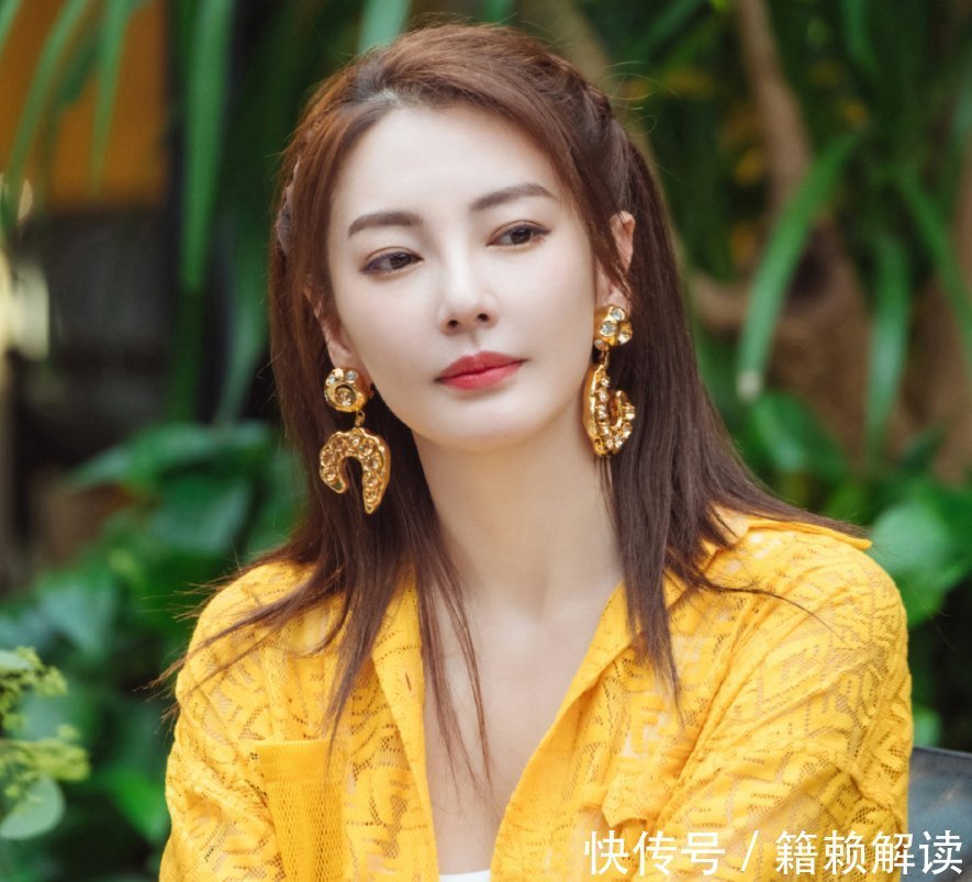 女兒們的戀愛4|《女兒們的戀愛4》嘉賓全家福,孟子義靠邊站,C位嘉賓有講究