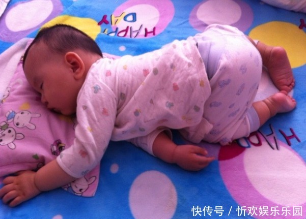 提醒别在3个时间强迫孩子喝水,容易积食还伤脾,父母长点心