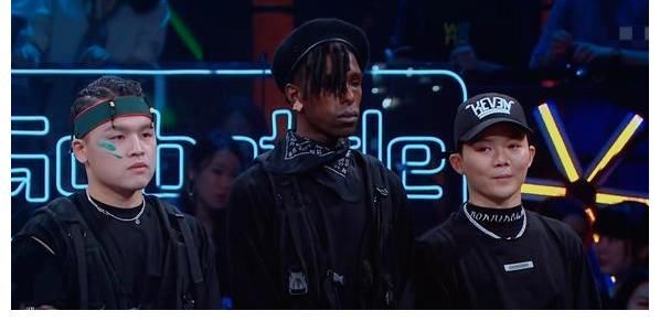 街舞|《街舞4》開始錄制，電門表示贏了又怎樣？網(wǎng)友評論：出現(xiàn)不公平