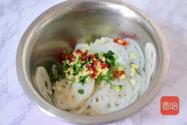 超下饭的莲藕吃法，比肉还抢手，专治夏天没胃口