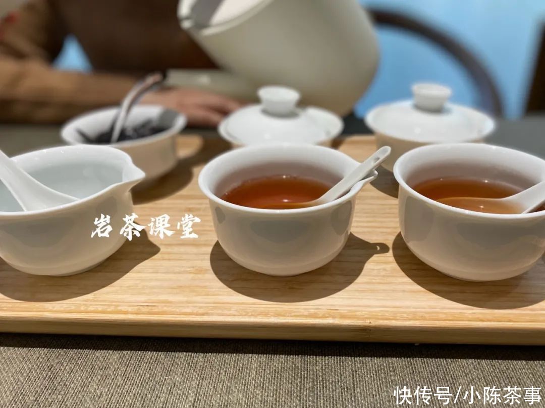 到手的岩茶,是马上喝?还是先放放再喝?一篇文章告诉你正确答案