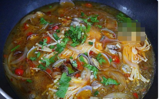 粉丝和它一起煮,特别鲜美,成本几块钱就够