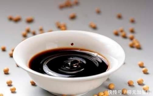 做韭菜馅饺子时,掌握“2不放”窍门,包出来的饺子又鲜又香