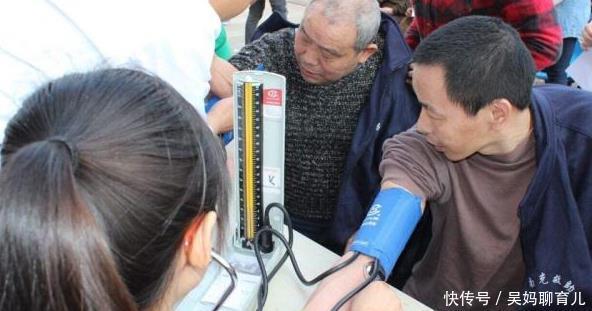 灵活|为啥老年痴呆越来越多?做好3点降低患病率,使大脑灵活且清晰!