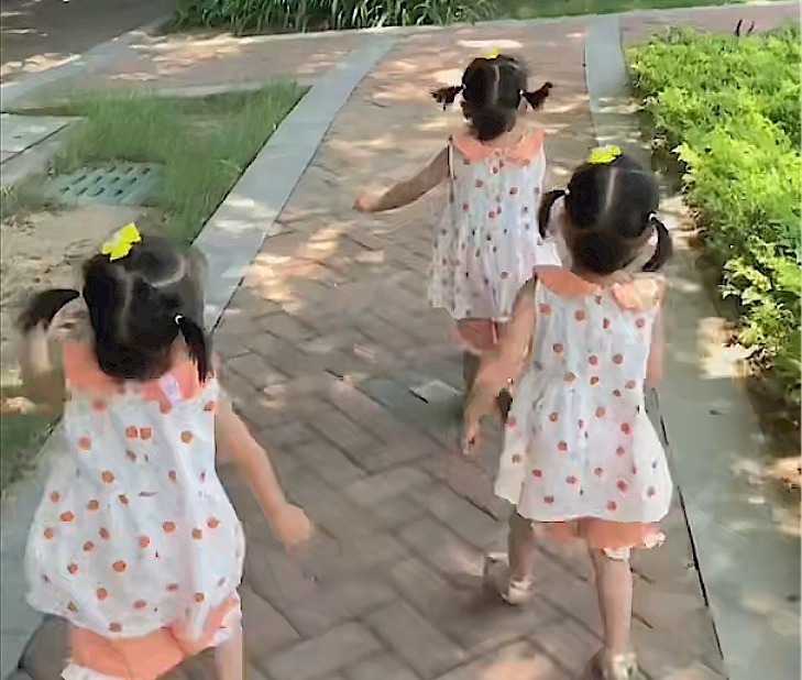 美好时光|三胞胎交给奶奶带了三个月,妈妈直接认不出,画面太真实