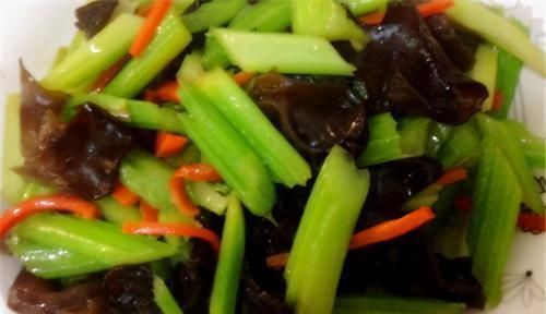 白茄子|想长寿要会吃，3种食物换着吃，排毒润肠，促进消化，改善体质