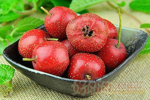 护肝排毒|经常熬夜伤身体,坚持吃3种食物,护肝排毒,保护视力,延缓衰老