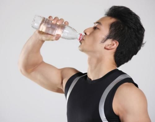 尿道|男人的“绿色黄金”发现了，不是韭菜，家里常备，前列腺疾病靠边站！