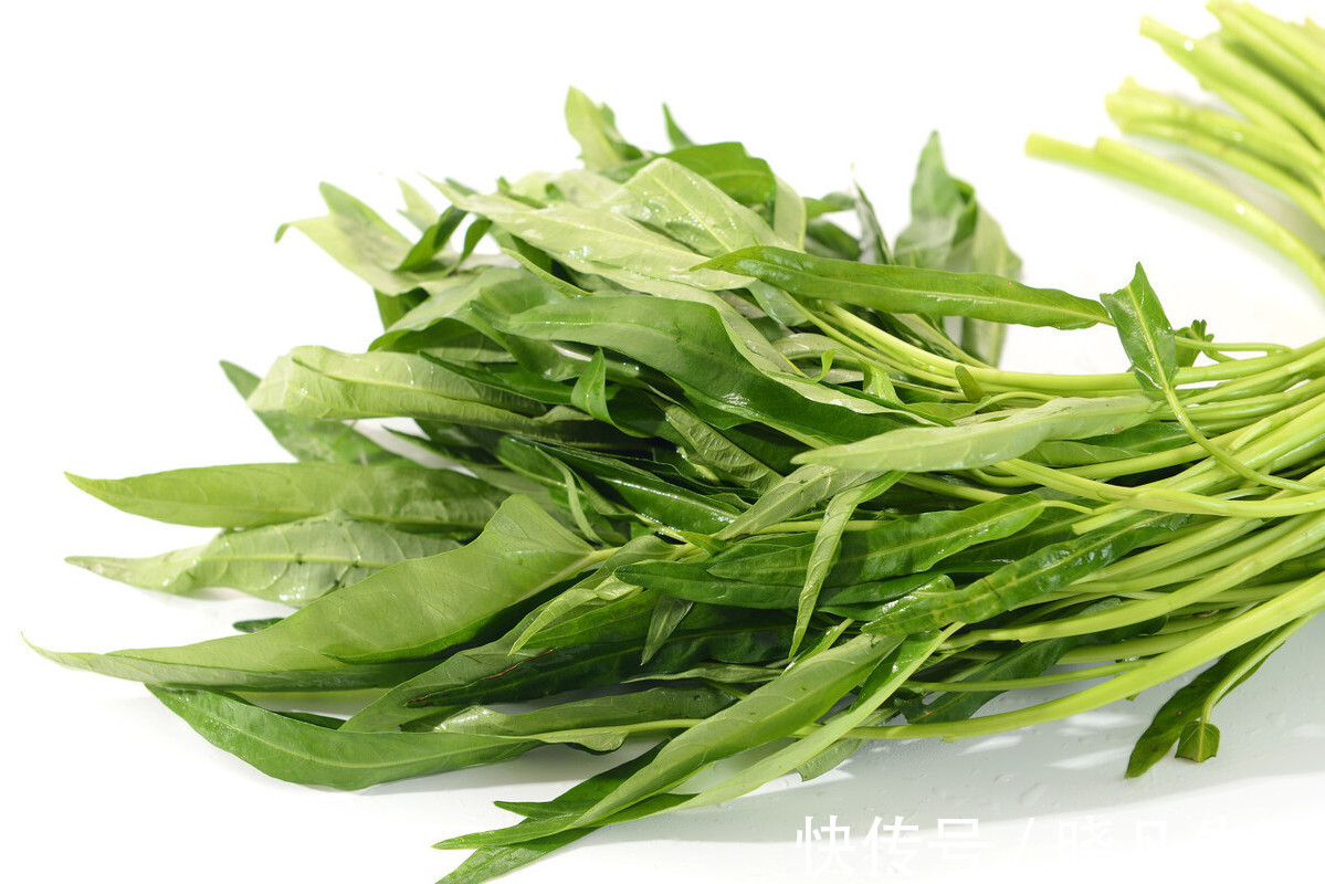 口感|炒空心菜，不可直接下锅炒，多加1步，口感又脆又嫩，颜色不发黑