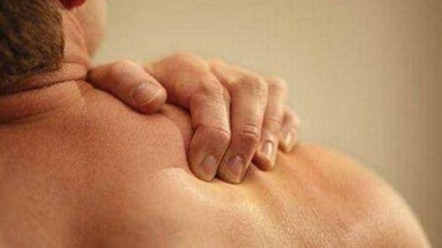 肝癌|有一种“关节痛”是癌症前兆,可惜的是,很多人忽视求救信号