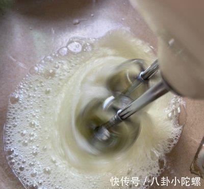 倒回蛋白|黄豆粉纸杯蛋糕最经典的做法,简单易学好上手