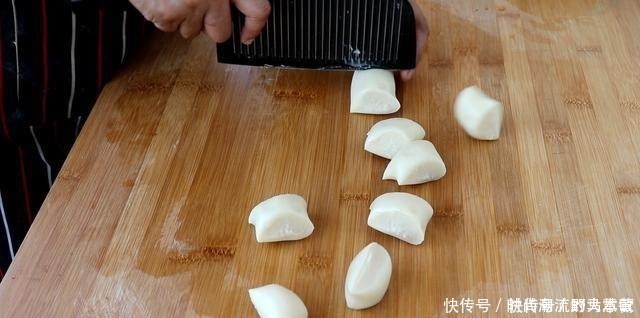 教你正宗的炸油糕做法,最详细炸油糕配方,外酥里软,比买的好吃