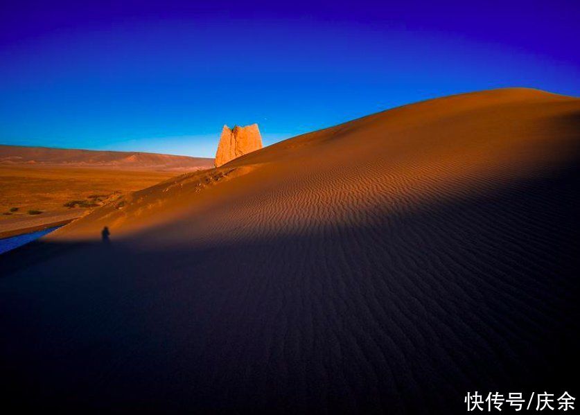 王维笔下的塞外风光，短短十字，便美到令人心醉