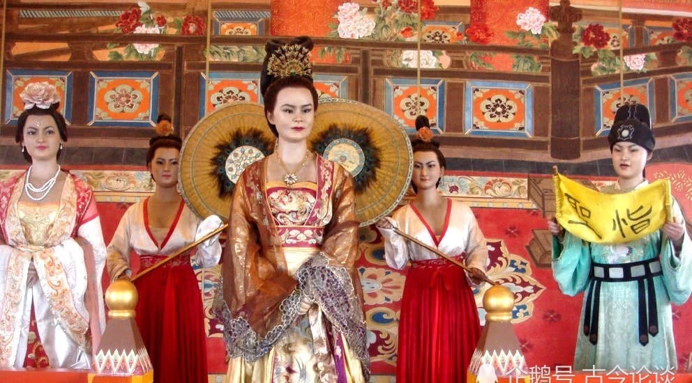 心腹|上官婉儿与武则天有杀父灭祖之仇，武则天为什么仍重用上官婉儿视她为心腹呢