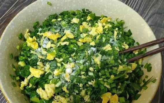 韭菜|包韭菜馅饺子,这“3样”不要放!不然饺子腥味重出水多还不嫩