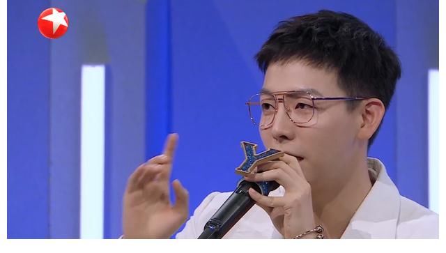 勉強，唱不動？74歲林子祥用實力證明：體面老去是對自己最大尊重