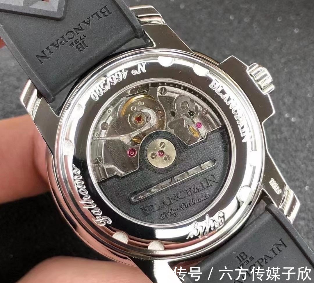 外圈 ZF厂宝珀五十噚梭子鱼复刻表细节工艺怎么样?