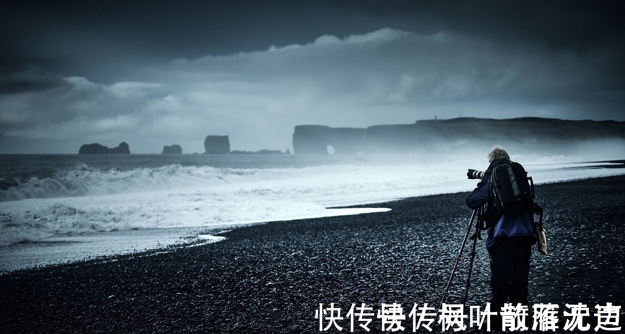 清华大学#清华校长第七次送书引争议 谁说中国作品都比不上《老人与海》