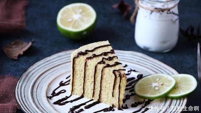 发糕|简单快手的小米发糕,原来可以吃出这样的高!大!上!