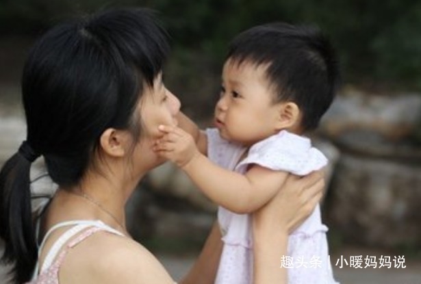 活动范围|妈妈买菜回家,发现女儿满身“血迹”倒地不动,随后拿起了拖鞋